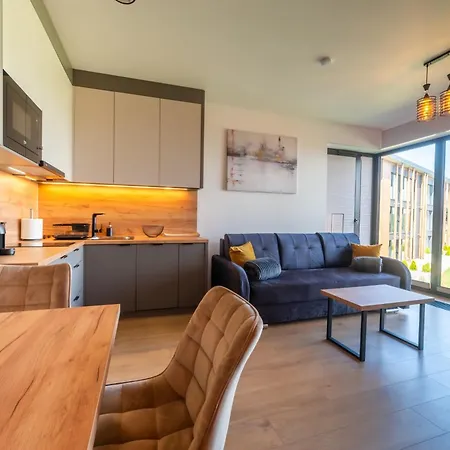 P R A T U M 33 * Mikołajki